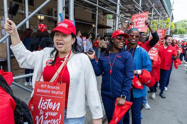 Informational Picket at NYP-Brooklyn Methodist