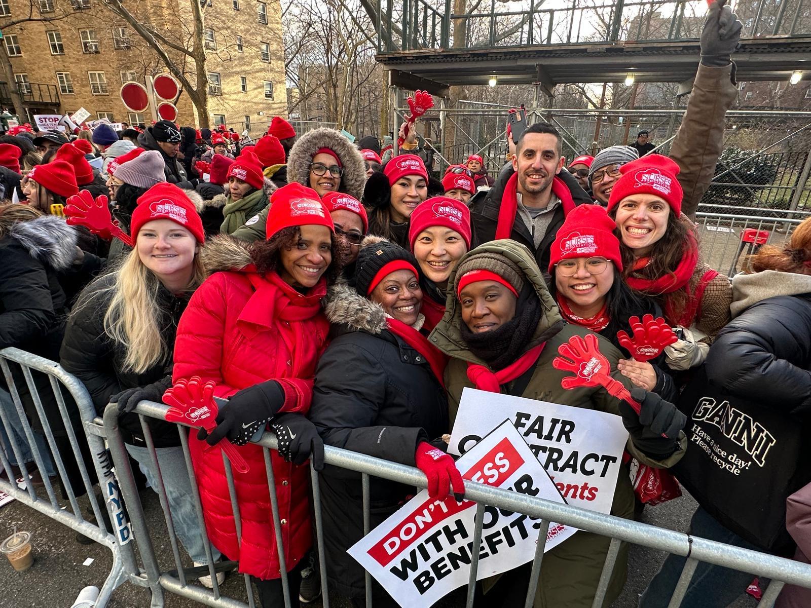 NYSNA nurses pose for a photo on the picket line