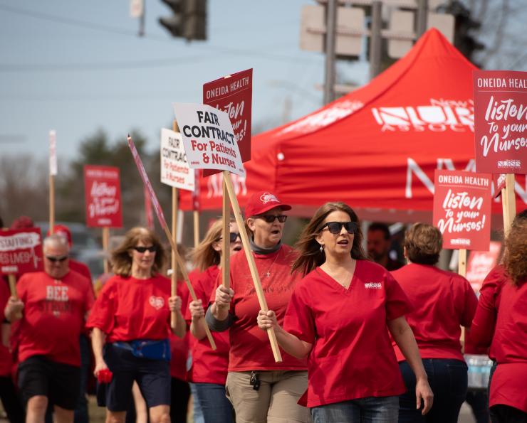 Oneida Nurses Picket for a Fair Contract