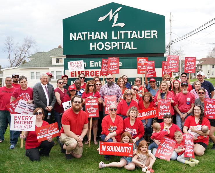 Nathan Littauer Nurses Ratify New Contract